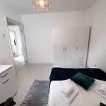 Siesta Nest- Quiet Apartment